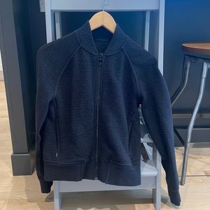 Lululemon black bomber jacket - spring